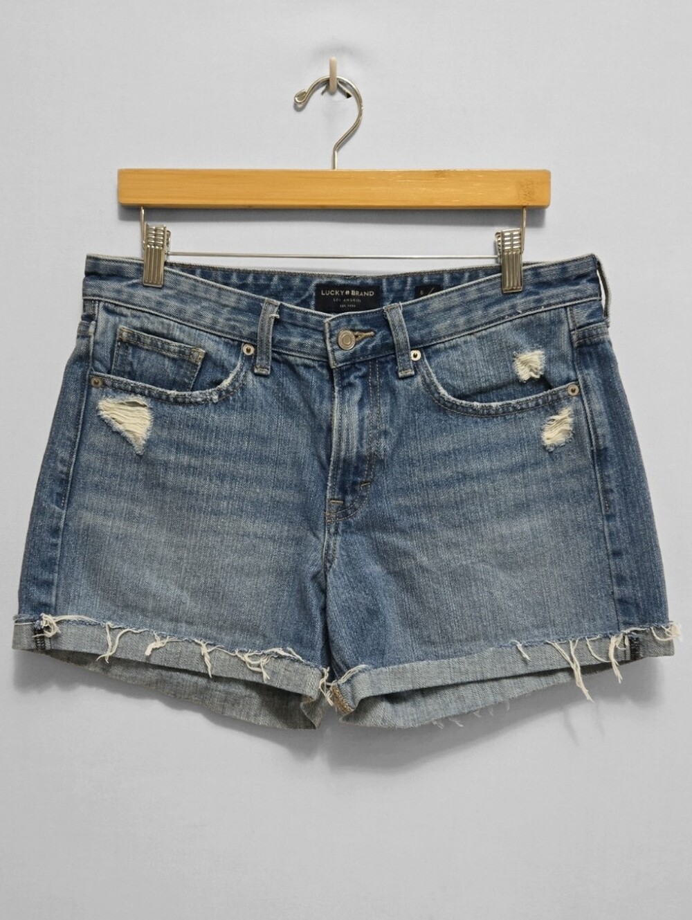 Lucky Brand Boyfriend Jean Shorts Size 8 / 29 Distressed Cotton Cuffed
